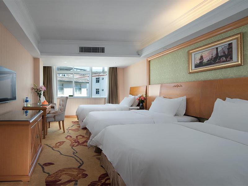 Vienna International Hotel Lijiang Yuxue Avenue Εξωτερικό φωτογραφία